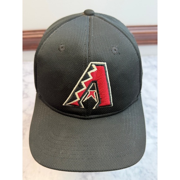 Oc Sports Other - Arizona Diamondbacks Youth Baseball Hat OC Sports Black MLB Adjustable Cap